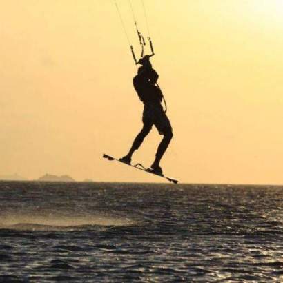 Camping Hyères : sports kite surf méditerranée hyères les palmiers